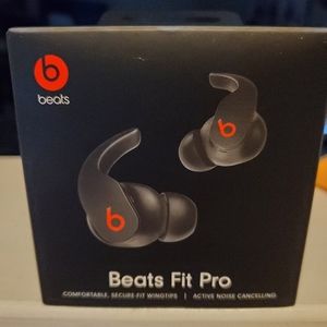Beats fit pro